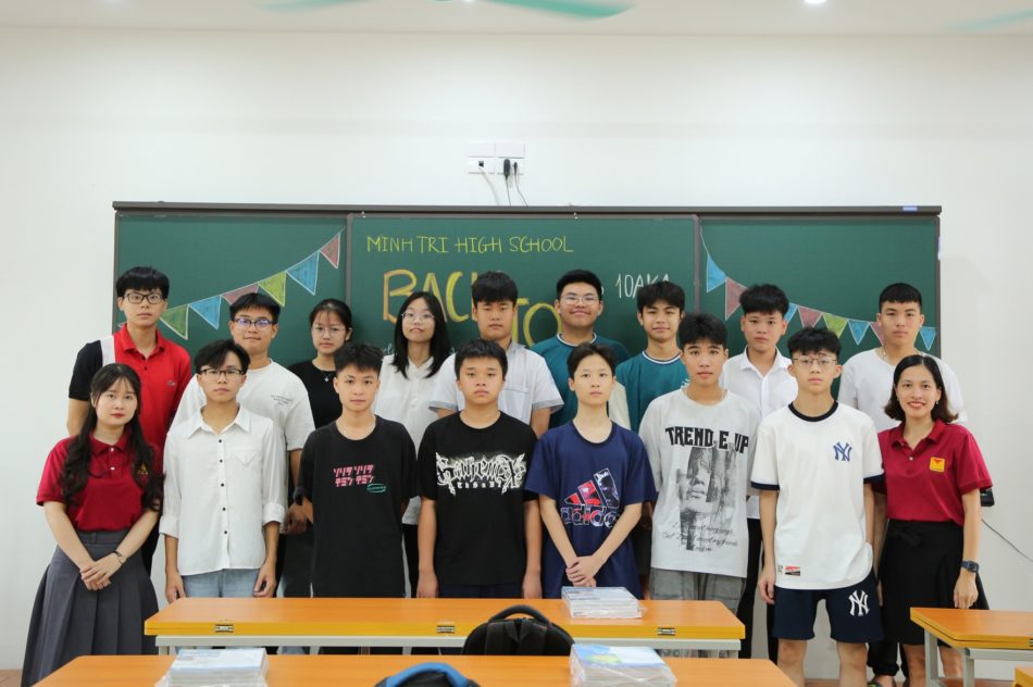 📸 NHỮNG HÌNH ẢNH ĐẦU TIÊN CỦA CÁC BẠN HỌC SINH MINH TRÍ NGÀY TỰU TRƯỜNG.