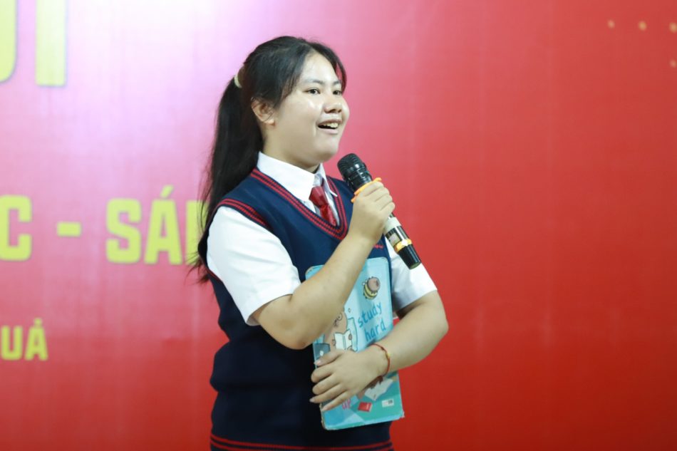 VŨ PHƯƠNG THẢO RA MẮT CLB MINH TRÍ – PASCAL LANGUAGES