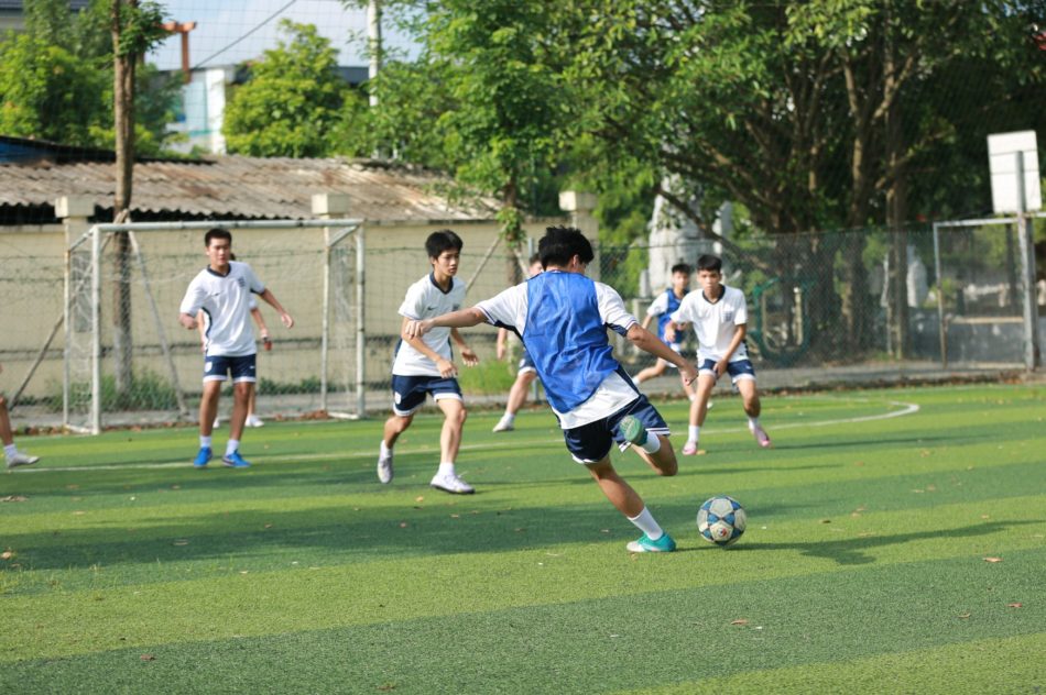 📹LƯỢT TRẬN ĐẦU TIÊN GIỮA 11A VÀ 11B, GIẢI BÓNG ĐÁ MINH TRÍ 2025
