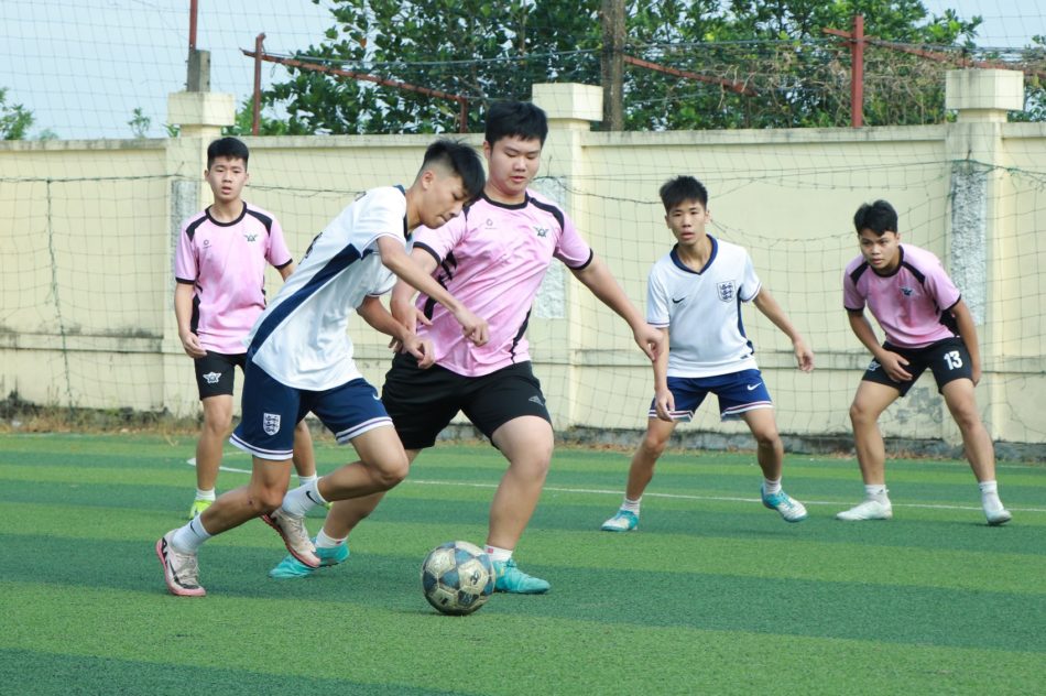 ⚽ 11B – 10AB, LƯỢT TRẬN 3 GIẢI BÓNG ĐÁ MINH TRÍ 2025