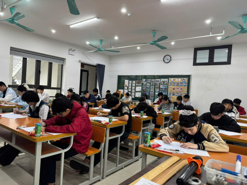 THÔNG BÁO ĐIỂM XÉT TUYỂN ĐỢT 2 VÀ THỦ TỤC NHẬP HỌC. KÌ TUYỂN SINH VÀO LỚP 10 KHÓA 3 NĂM HỌC 2026-2027